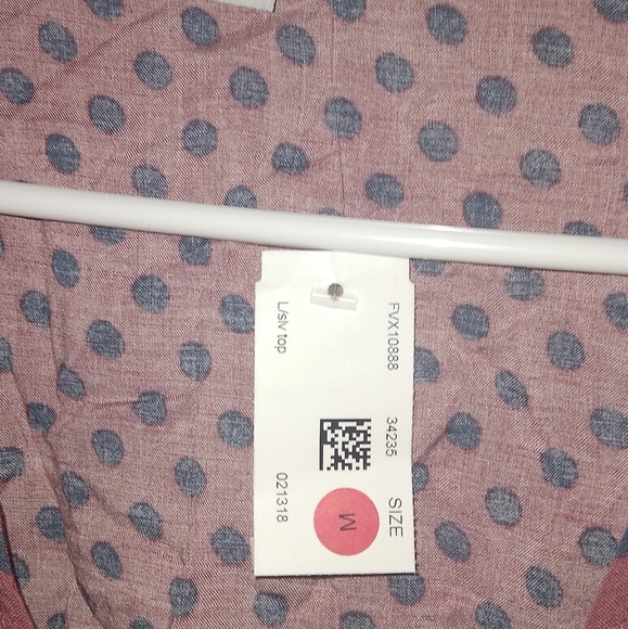 Polka Dotted Crop Top - Picture 3 of 4